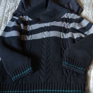 Boys Sweater Set with Turtle neck Size 4 make offer